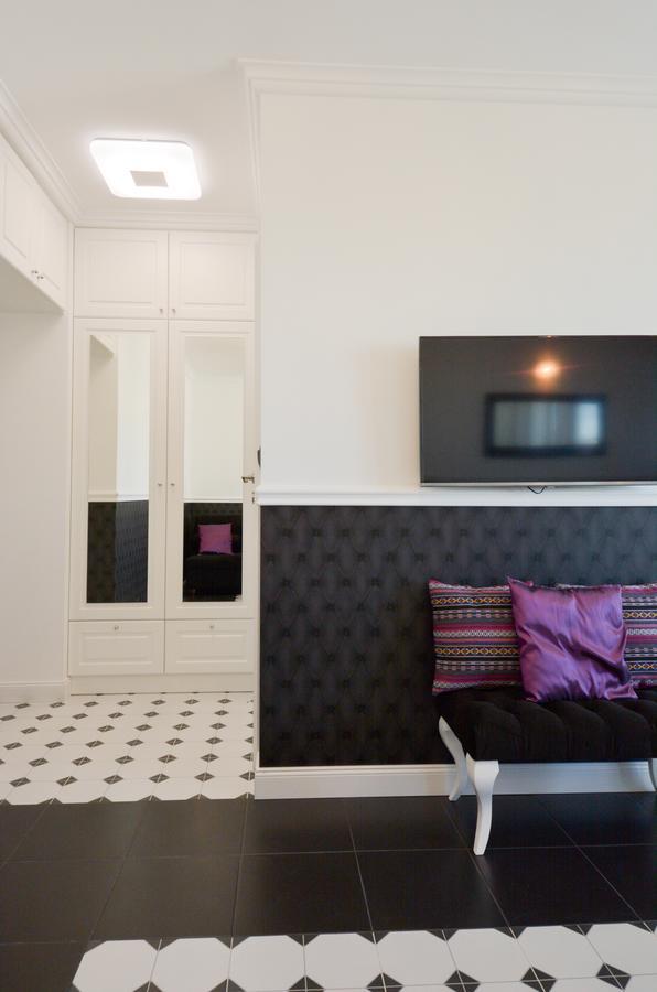 Shortstaypoland Krucza Varsovie Extérieur photo