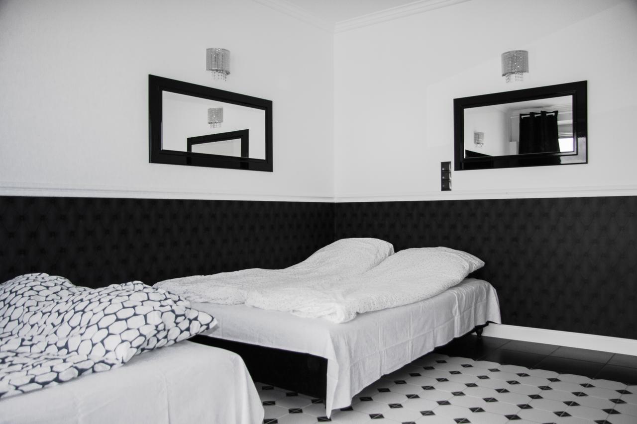 Shortstaypoland Krucza Varsovie Extérieur photo